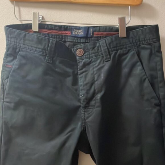 Indian Terrain Men's Slim Fit Chinos - Size 30- Deep Navy Brooklyn Fit Slim - Picture 1 of 2